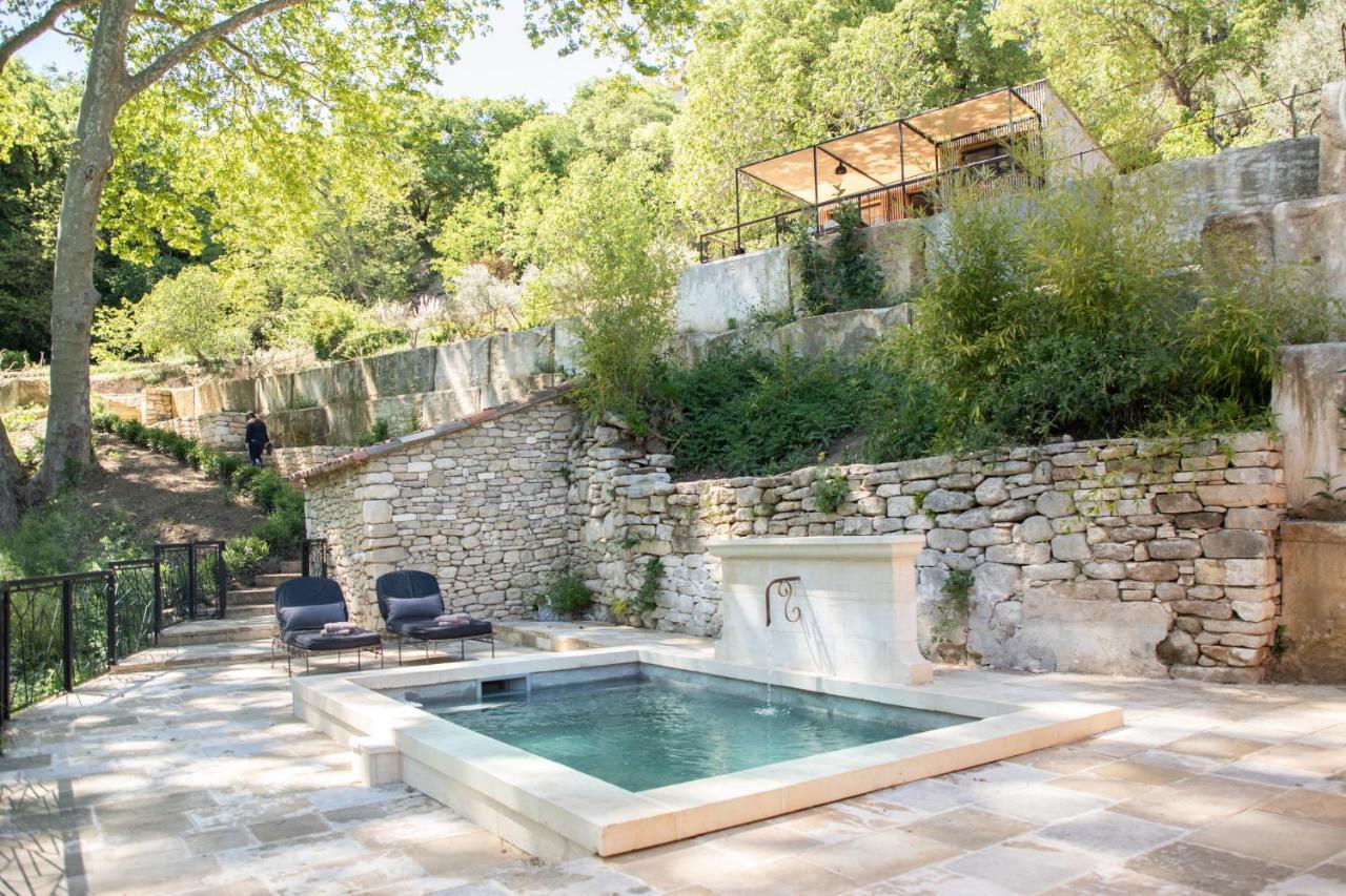 Les Cabanes De La Fontaine Lacoste  Exterior photo