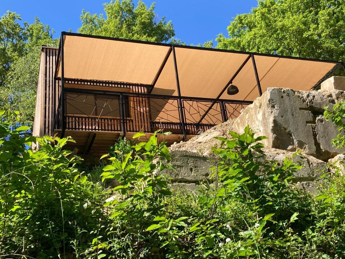 Les Cabanes De La Fontaine Lacoste  Exterior photo